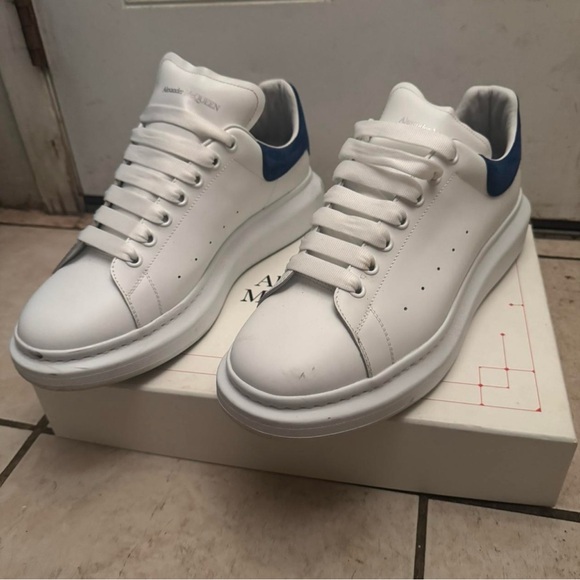 Alexander McQueen Men's White Sneakers with Blue Accents - Picture 1 of 4